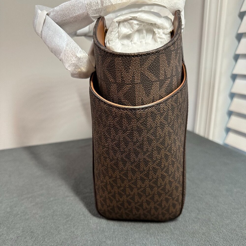 💼 MICHAEL KORS JET SET LARGE SIGNATURE LOGO SHOULDER BAG - BRAND NWT 💼 - Picture 11 of 12